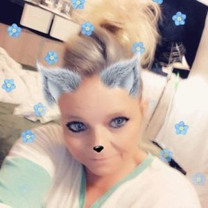 Meet your Posher, Pamela